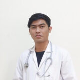 Doc. D, berdomisili di Denpasar, Bali, merupakan praktisi Ayurveda dengan minat besar pada penyembuhan alami dan keseimbangan tubuh juga jiwa